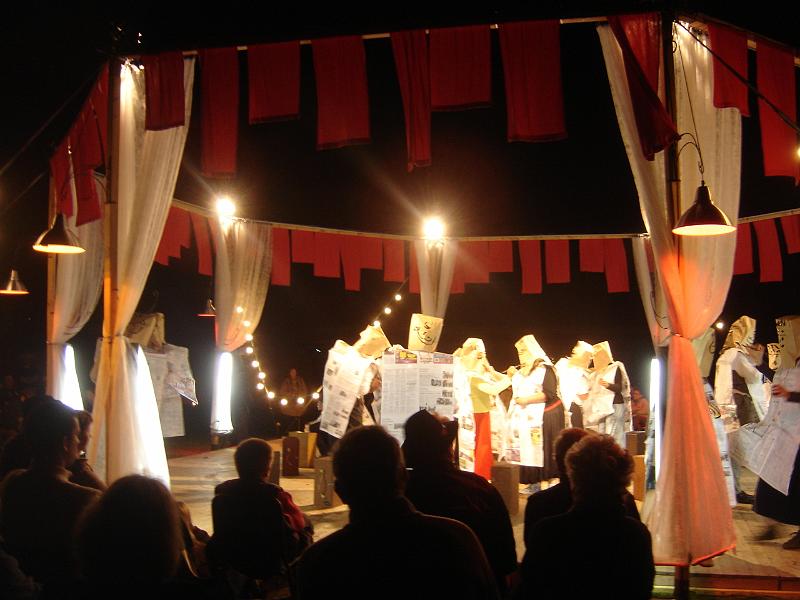 29 juin Spectacle l'Enorme clos Laperouse (009).jpg